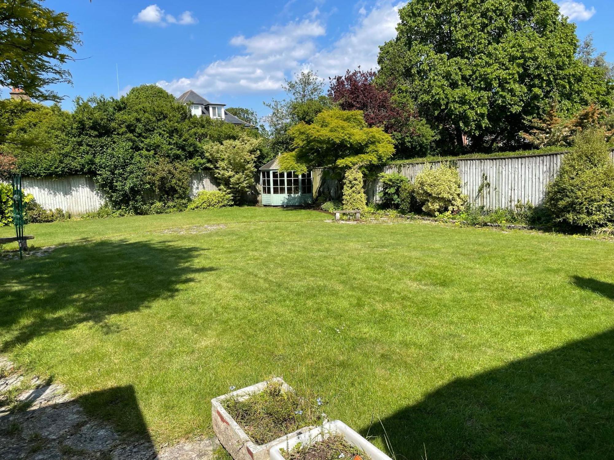 Charming Bournemouth House With Beautiful Spacious Gardens, 5 Min Drive To Beaches, Free Parking For 2-3 Cars Εξωτερικό φωτογραφία